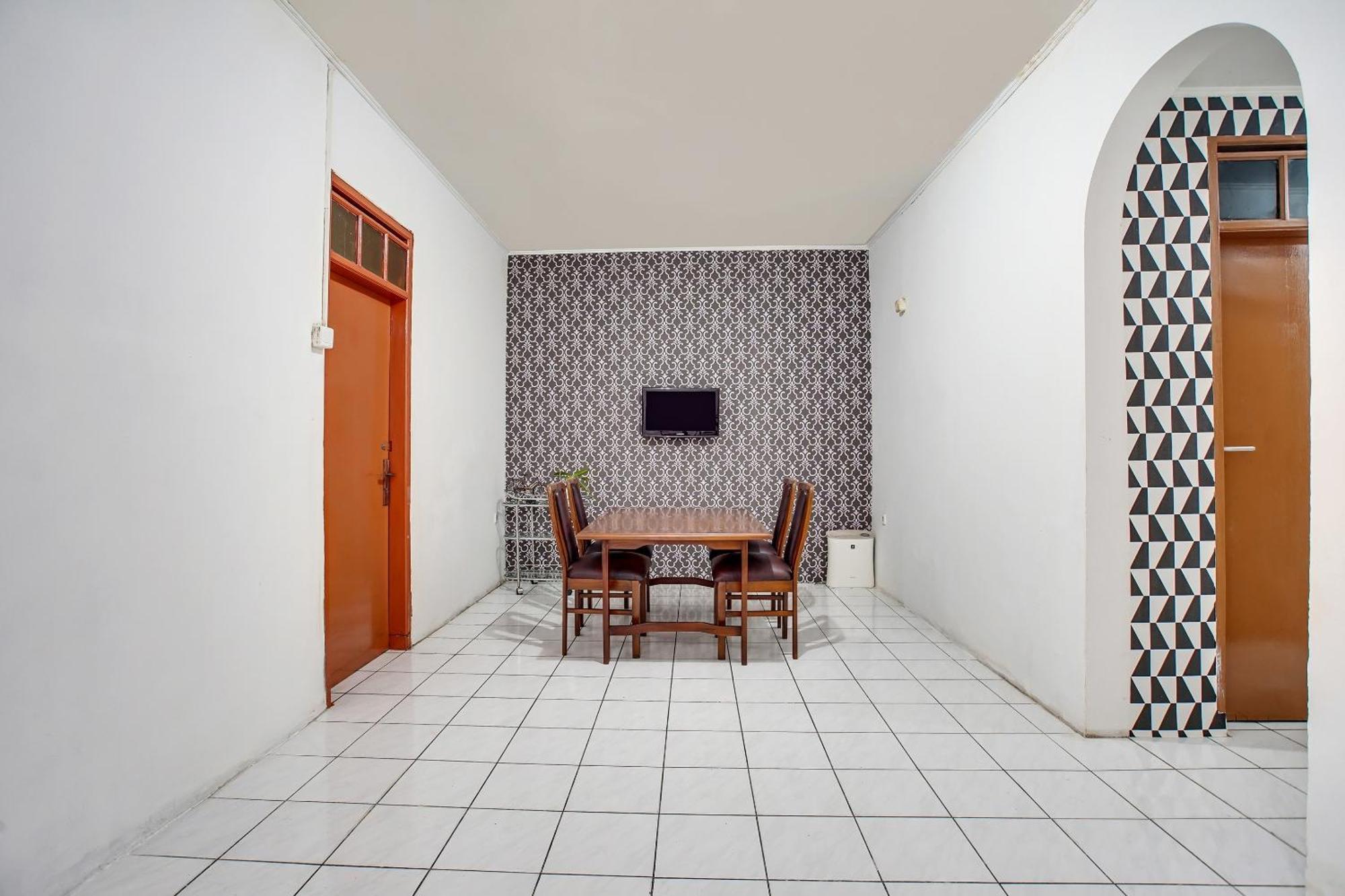 Spot On 91117 Sriwijaya Residence Syariah Bandung Exterior foto