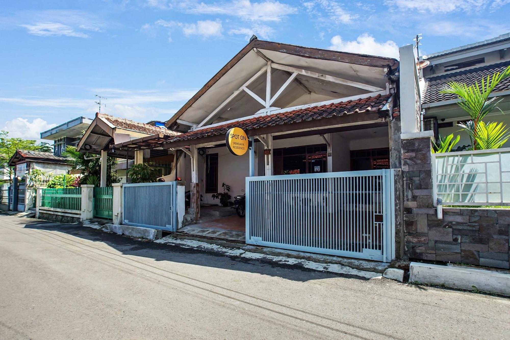 Spot On 91117 Sriwijaya Residence Syariah Bandung Exterior foto